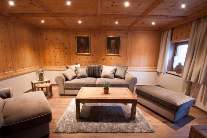 01c_wohnung_prutz_katja_Zirbenwohnung.jpg